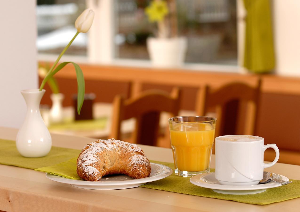 Garni Hotel Leitl Gmbh Егенфелден Екстериор снимка