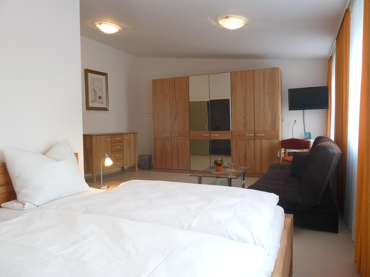 Garni Hotel Leitl Gmbh Егенфелден Стая снимка
