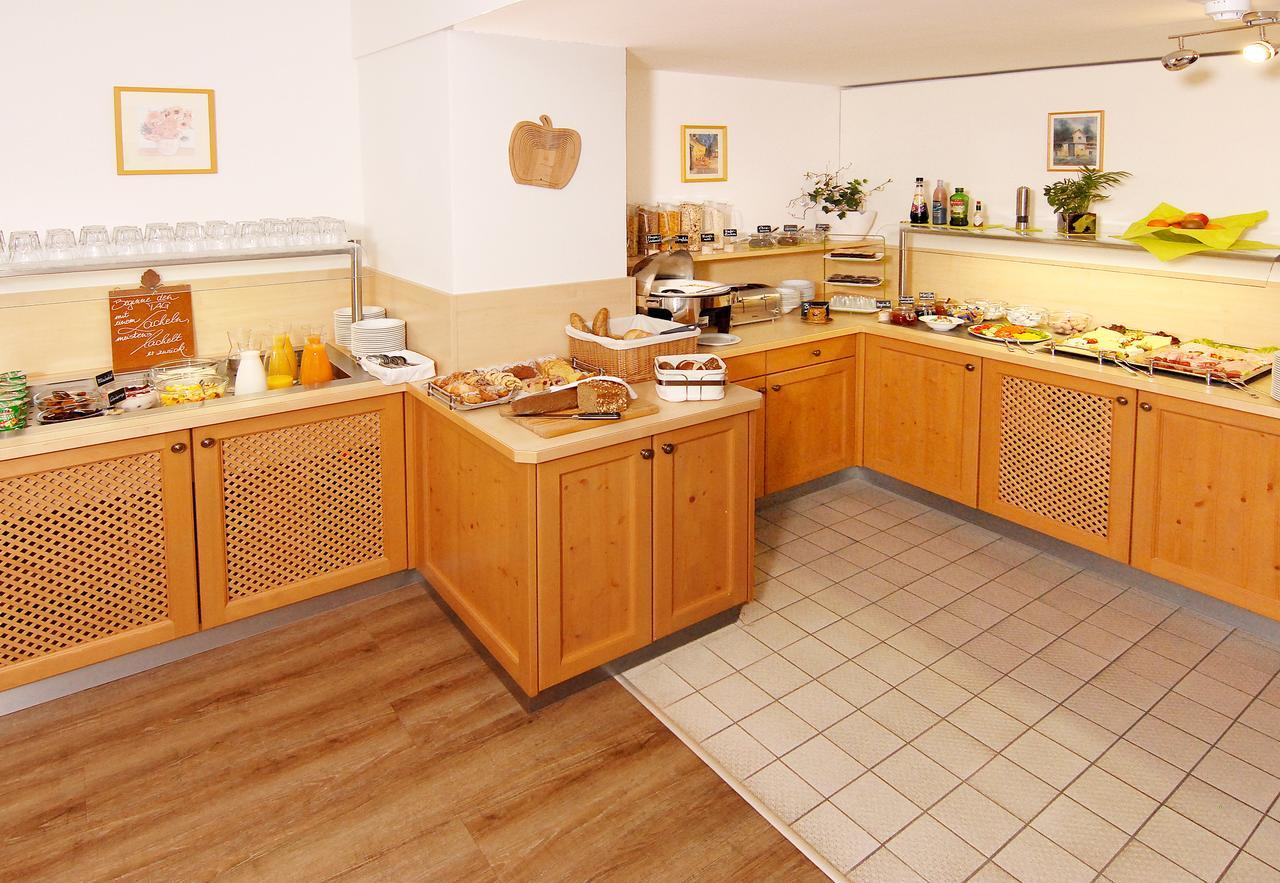 Garni Hotel Leitl Gmbh Егенфелден Екстериор снимка